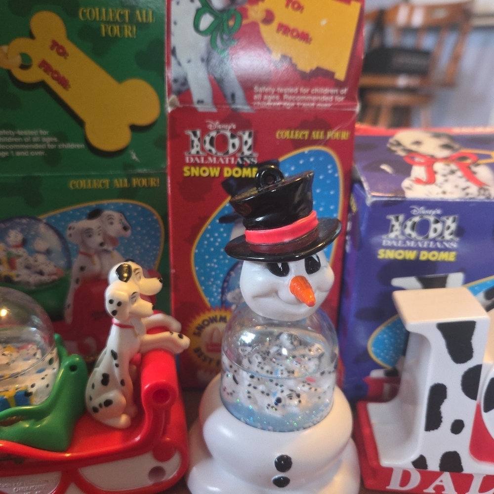 McDonald's 101 Dalmatians Snow Dome Set - Red, White, Black Full Set Of 4 - Picture 3 of 12